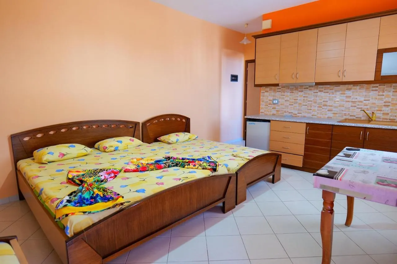 Vila Lida Sarandë 0*,