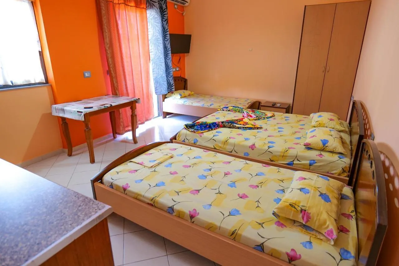 Vila Lida Sarandë 아파트