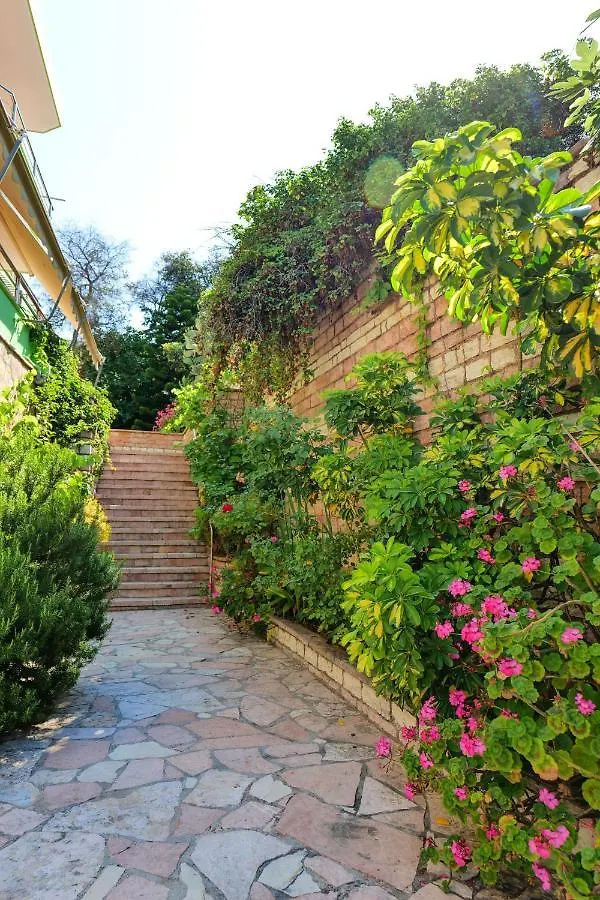 Vila Lida Sarandë 아파트